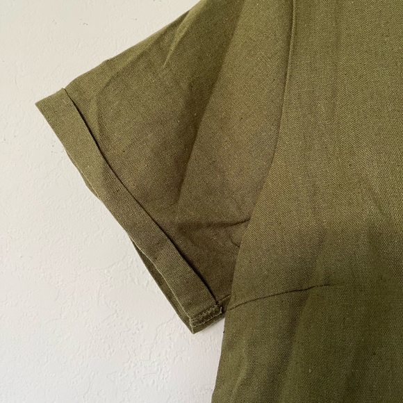 Urban Romantics Top in size Medium - Picture 5 of 6